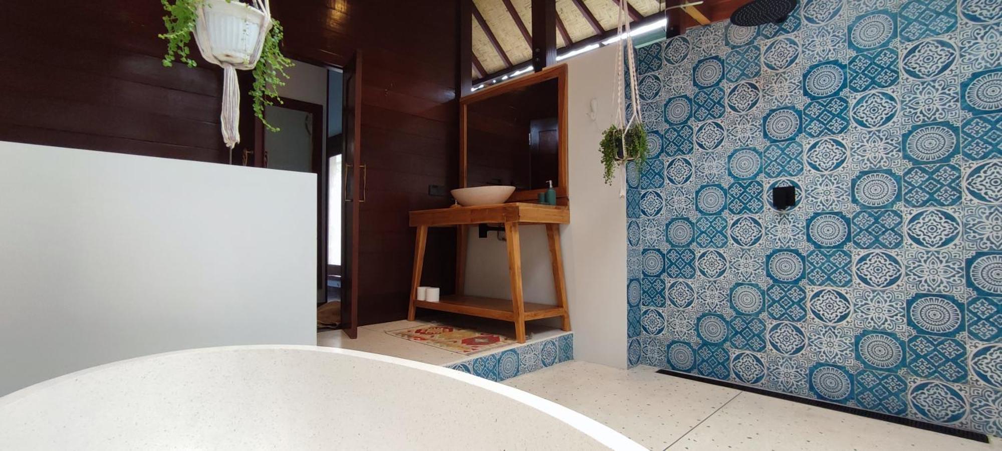Kura Kura House Hotel Sekongkang Buitenkant foto